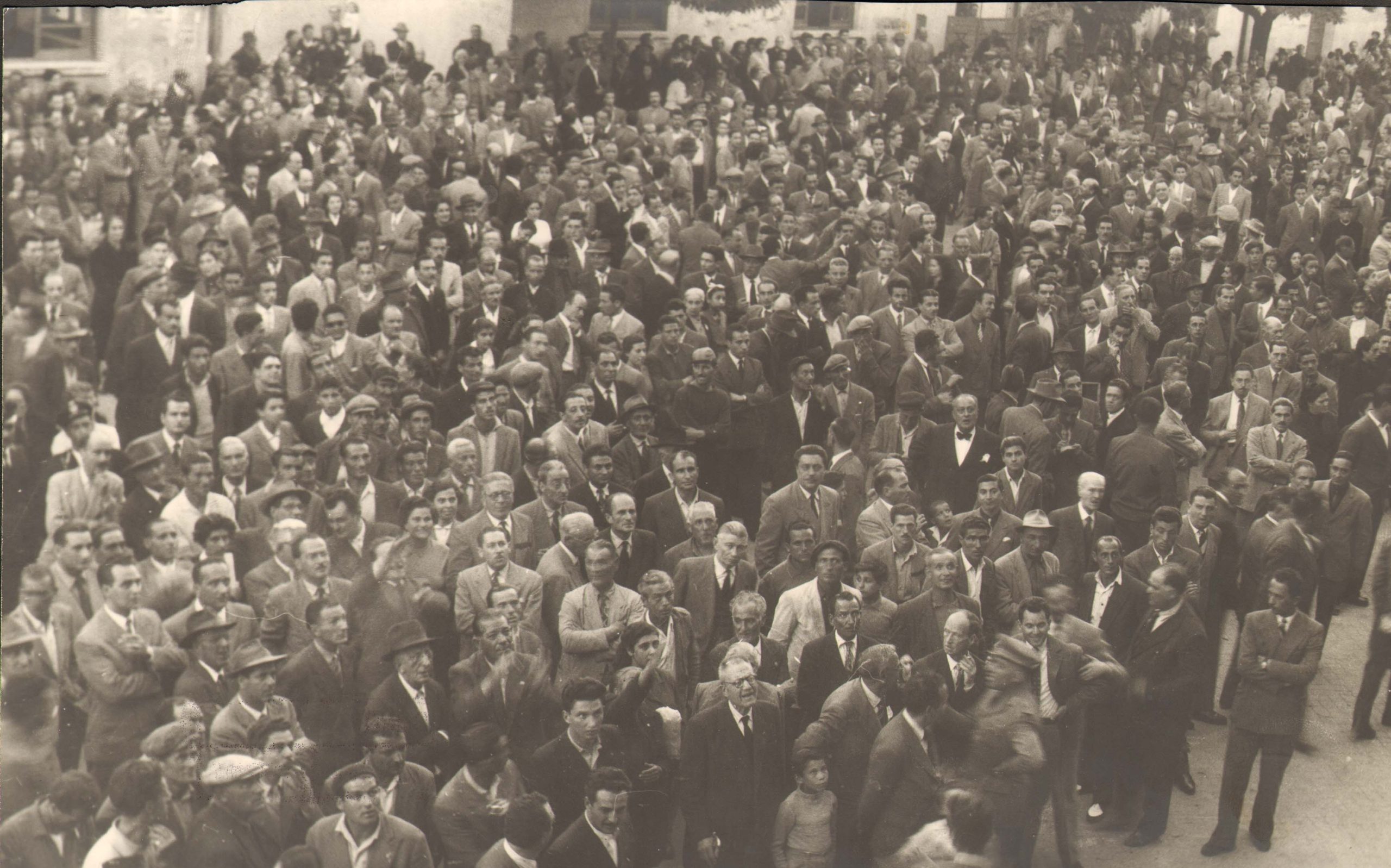 Foto_55-_Fondo_C._Schettini_-._Comizi_-_elezioni_politiche_1953jpg