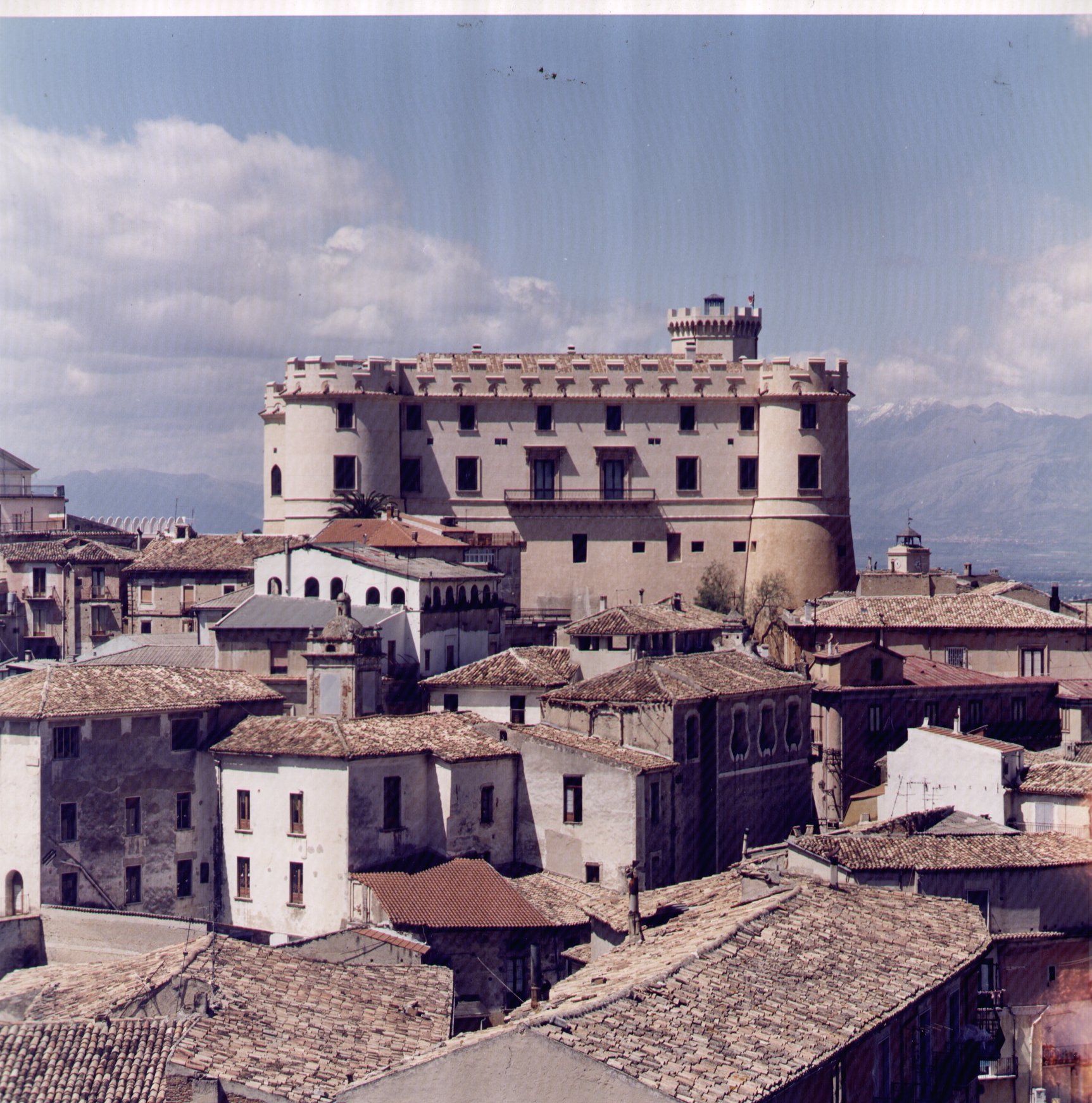 Fondo_De_Rose_F._71_Castello_Corigliano_(CS)__