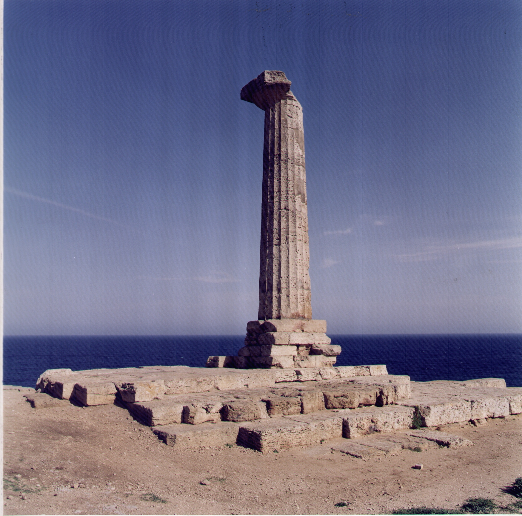 Fondo_De_Rose_F._88_Colonna_Tempio_Hera_Lacinia_-_Capo_Colonna_-__(KR)_